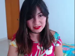 miissscarlet BBW teen teasing her pussy live on sex cam
