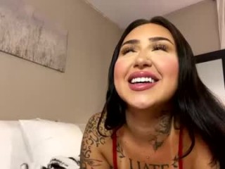 flexyroxxxy doing it solo, pleasuring her little pussy live on webcam